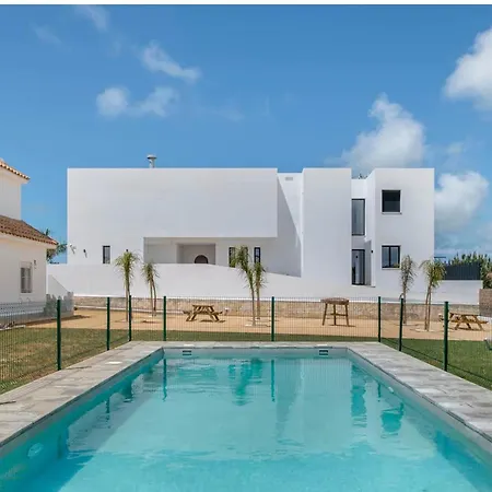 Con Piscina Compartida Wi-fi Y Aire A Apartment